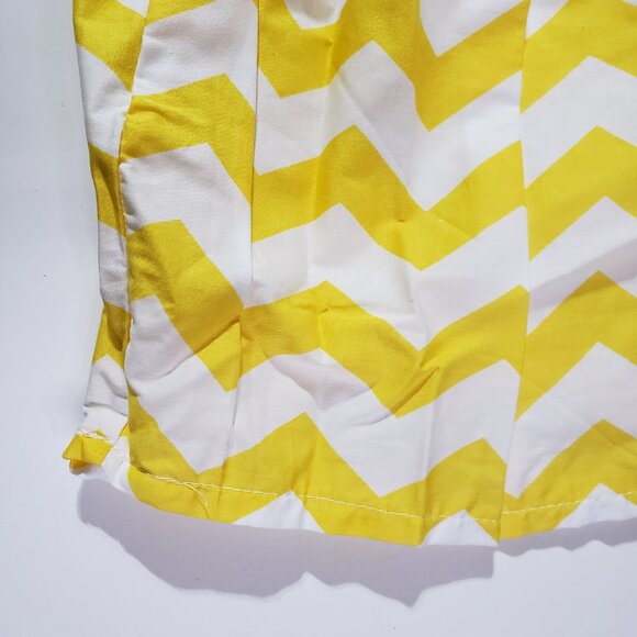 3/$20 yellow white chevron toddler girl elastic waist skirt, size 110 or 4T - Picture 4 of 7